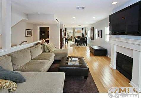 4th image of 10803 Hesby St Unit 107