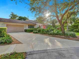 11630 SW 104th St, Miami, FL 33176