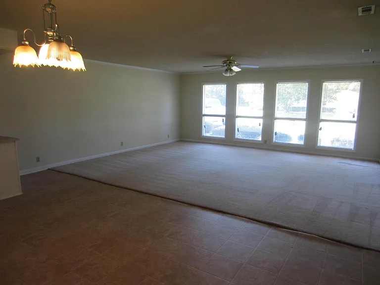 3433 Ashurst Dr — Photo 3