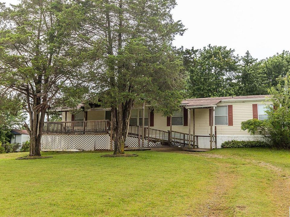 1st image of 218 Blackburn Rd