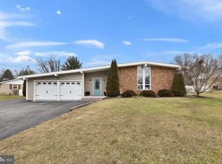 2155 Herman Dr, York, PA 17408