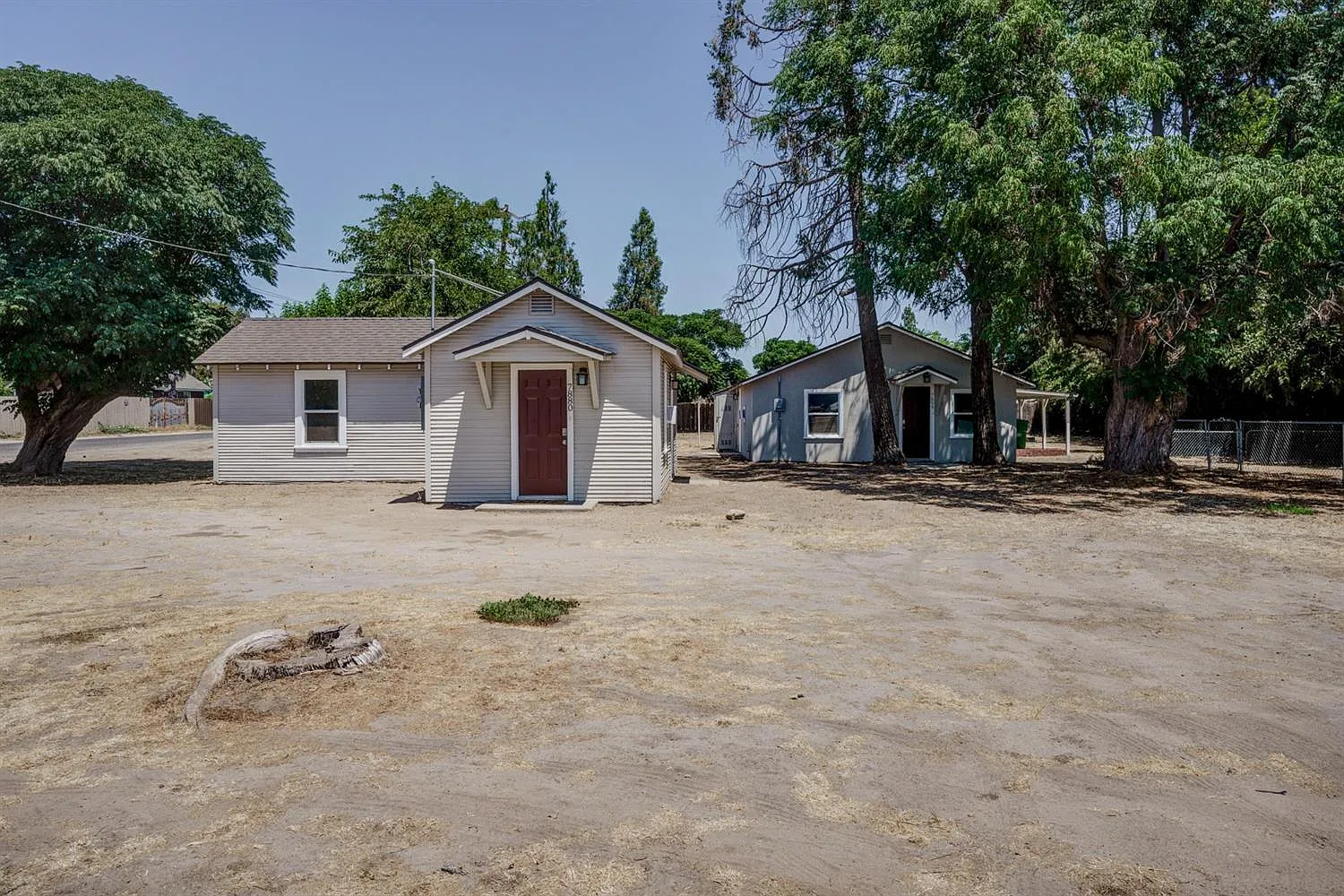 7880 Walnut Ave photo 1