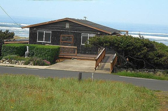 5th image of 2613 NW Oceania Dr