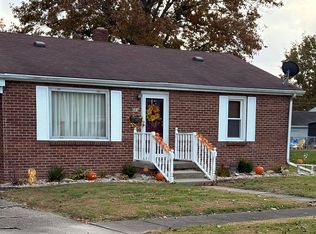 669 G St NE, Linton, IN 47441