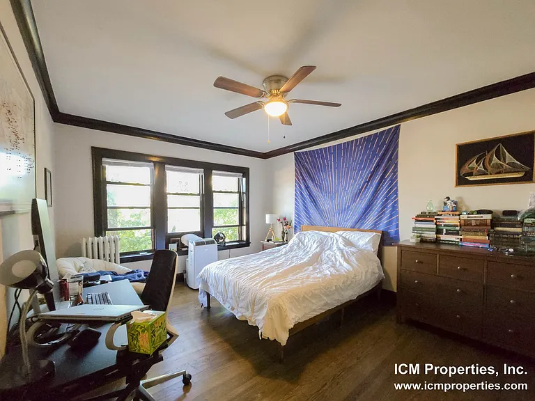 1823 W Winona St #33 — Photo 6