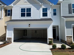 224 Hiking Hill Ln, Garner, NC 27529