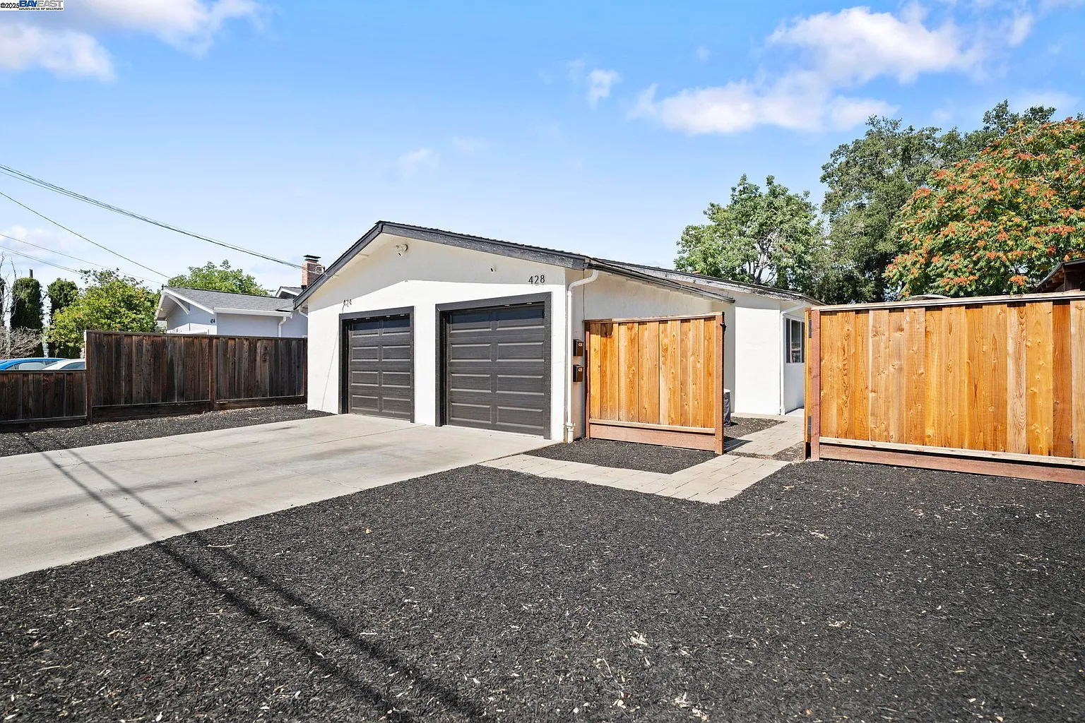 428 N P St photo 1