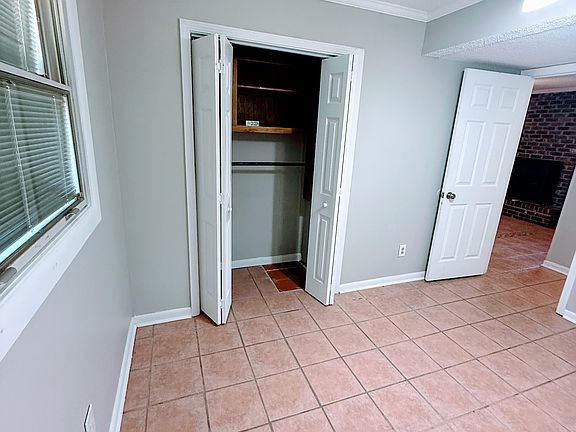5th image of 3245 Foxwood Trl SE #1
