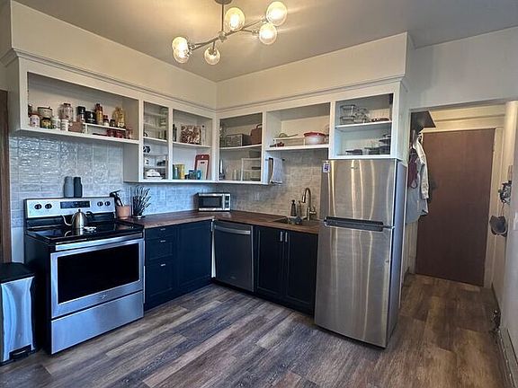 4th image of 3016 Dupont Ave S Unit 1