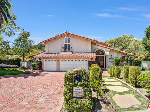 1515 Outlook Cir