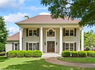 14 Winfield Pl, Jackson, TN 38305