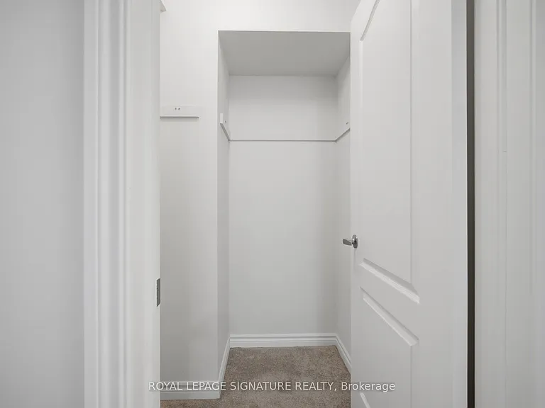 91 Roulette Cres #3 — Photo 21