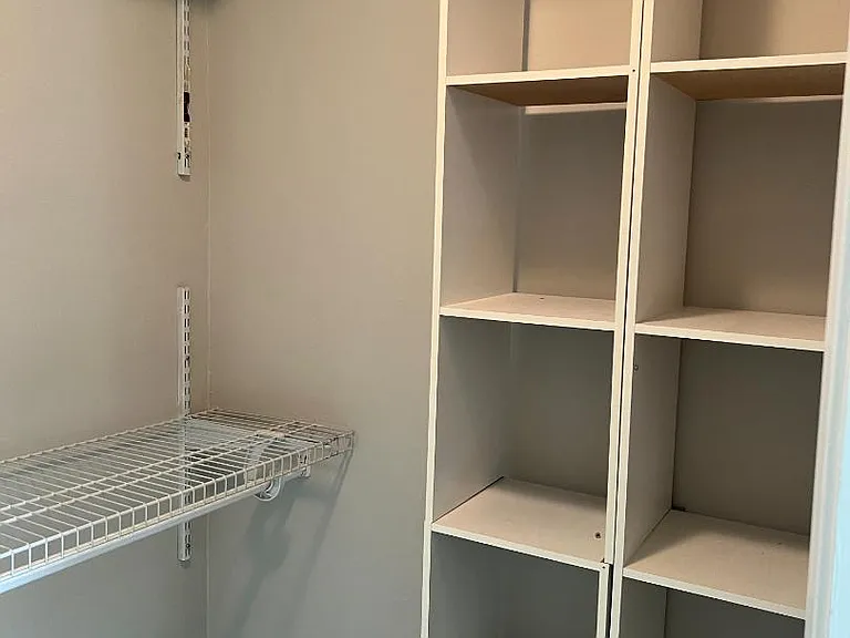 Unit Photo