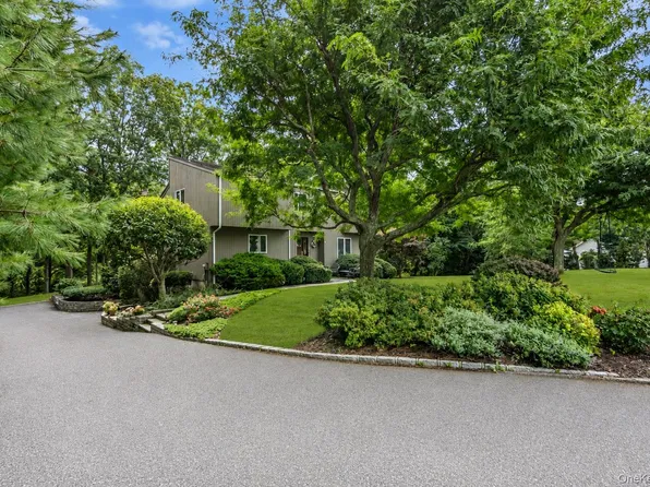 1541 Stillwater Avenue, Cutchogue, NY 11935