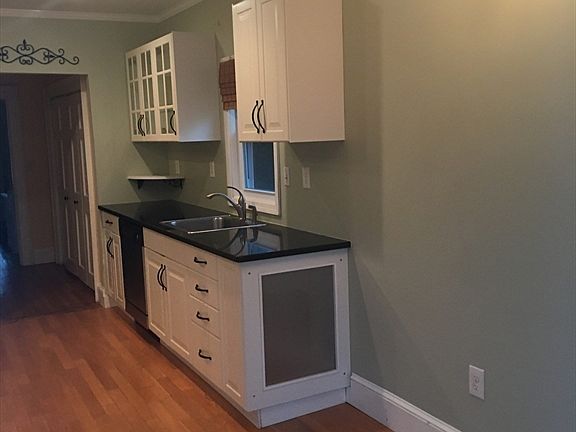 4th image of 203 School St #2