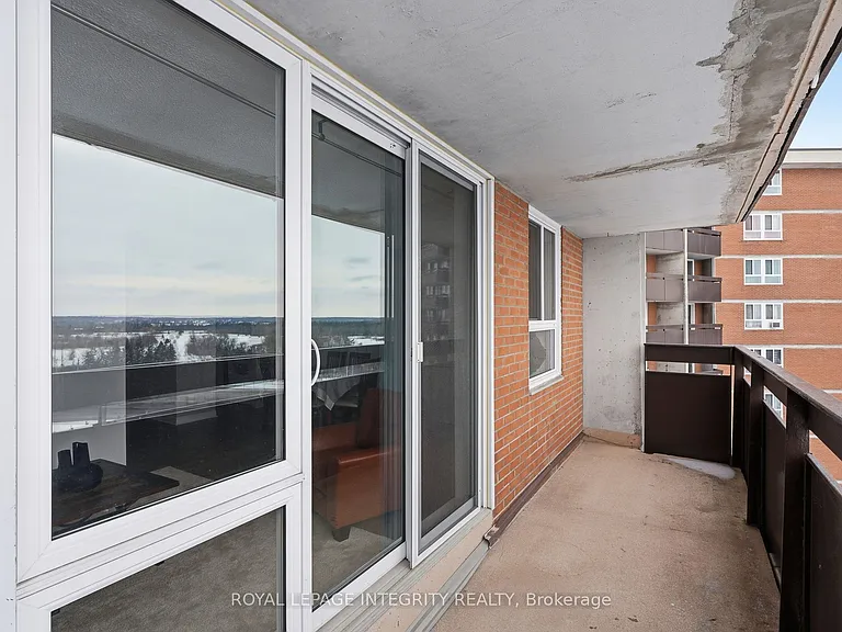 2000 Jasmine Cres #1110 — Photo 22