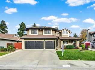 1520 Gill Ct, Dixon, CA 95620