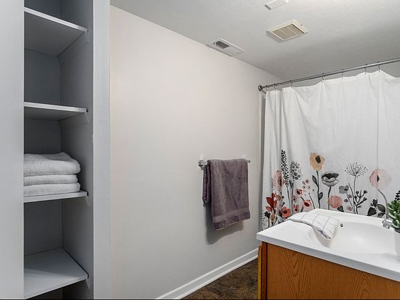 2nd image of 2727 Madelyn Dr SW #C