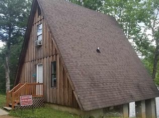 3 Kiwanie Ln, Hardy, AR 72542