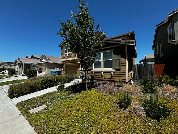 3rd image of 619 Snapdragon St