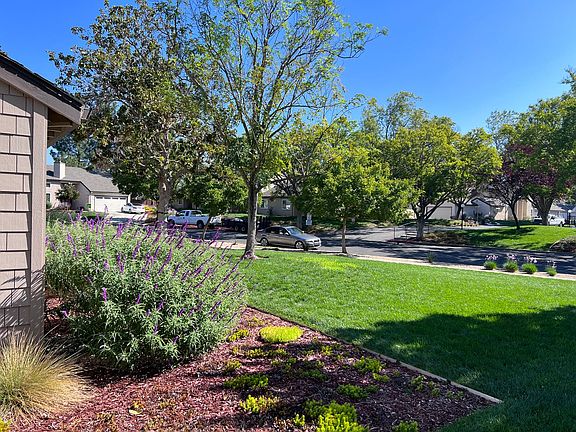 2nd image of 15094 Yosemite Way