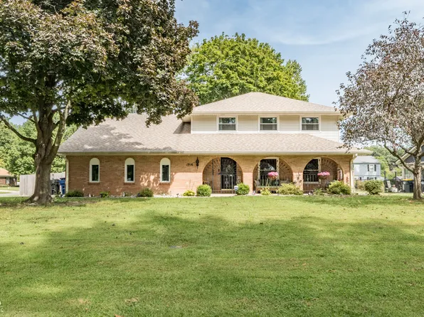 1916 Hillcrest Ave, Anderson, IN 46011