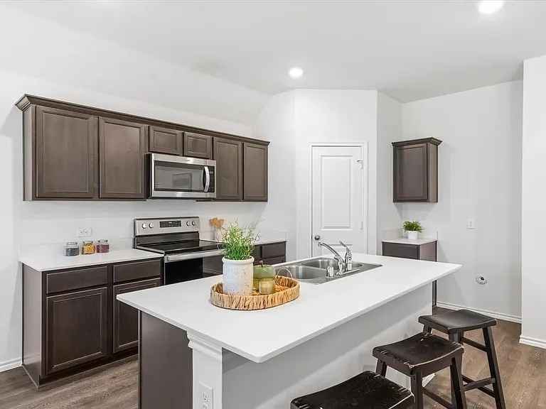 11236 Westpond Dr — Photo 10