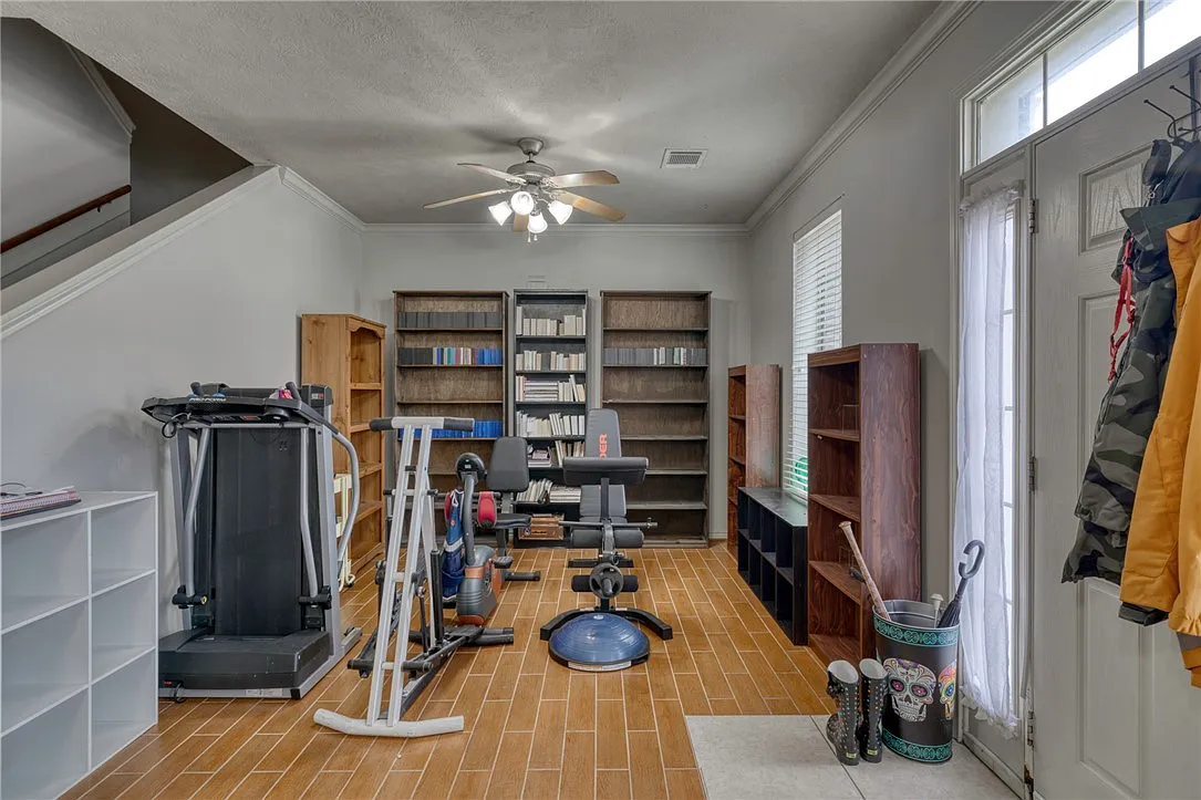 3 bed, 1492 sqft, $1,600 — Photo 4