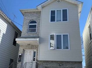 309 N 5th St #2F, Harrison, NJ 07029