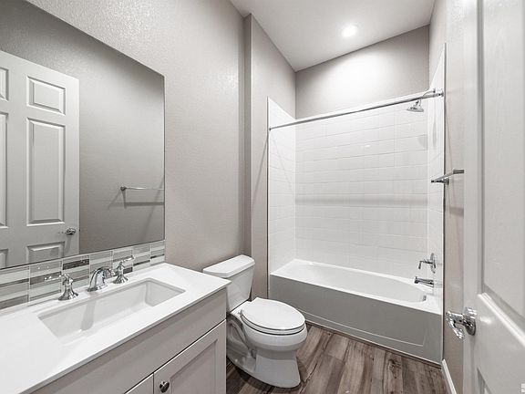 4th image of 7569 Evans Bridge St Lot 37