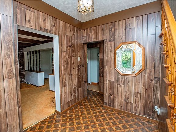 5th image of 1024 N Ashland Ave