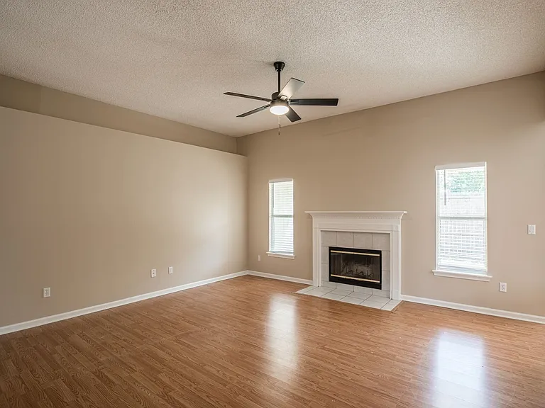 4025 E Smoke Ridge Cir — Photo 5