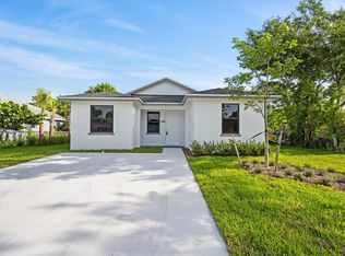 1564 W 34th St, Riviera Beach, FL 33404