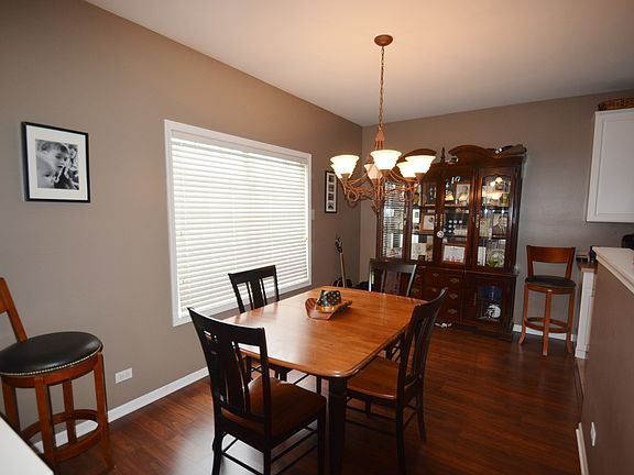 4th image of 811 Asbury Dr #811