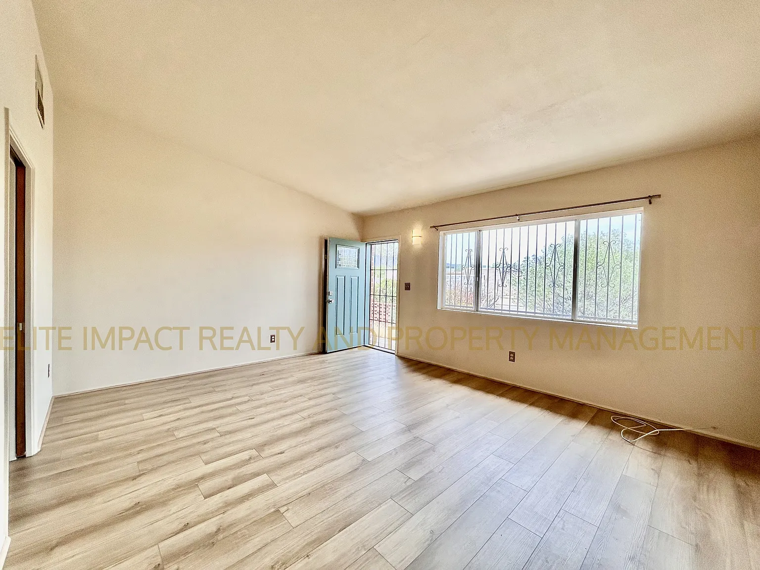 3215 North Cherry Avenue - 3215 — Photo 4
