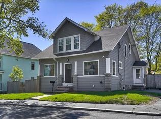 21 Maplewood Ave, Methuen, MA 01844