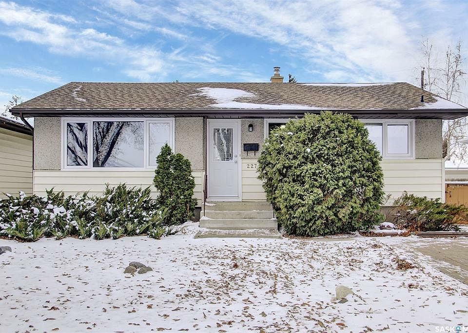 1st image of 227 Froom Cres