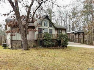 1310 Holiday Dr, Southside, AL 35907