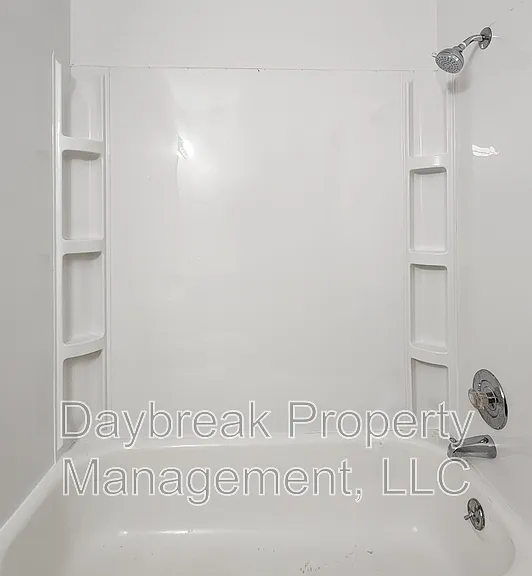 2408 3rd Ave N #12 — Photo 10