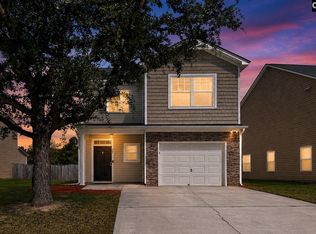 321 Drooping Leaf Rd, Lexington, SC 29072