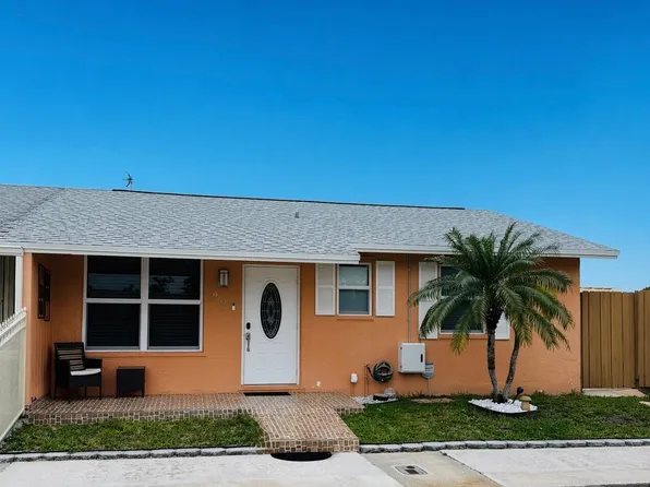 952 Sumter Rd Road E, West Palm Beach, FL 33415