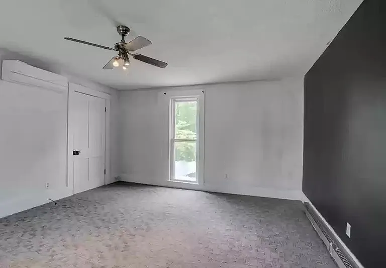 408 E Main St — Photo 47