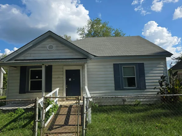 216 Railroad St, Warrenville, SC 29851