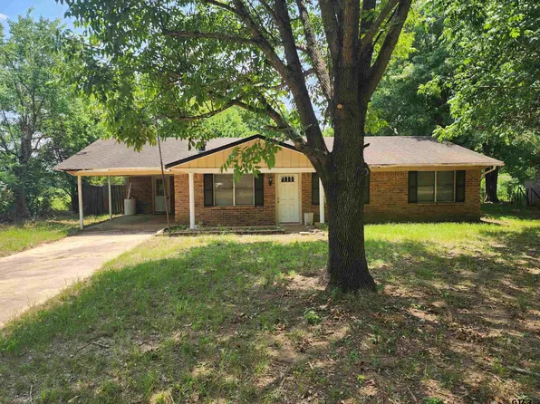 160 County Road 4108, Daingerfield, TX 75638