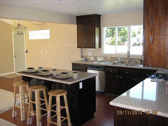 2nd image of 9202 Alder Ave
