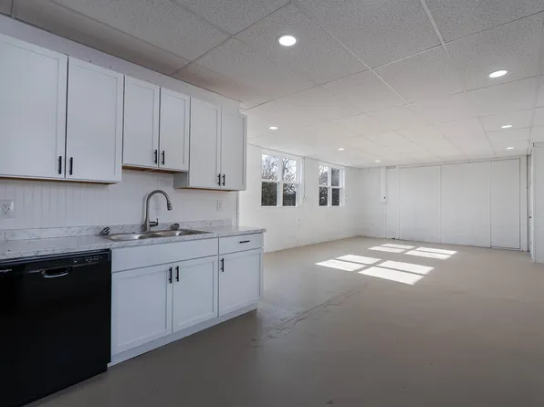 1315 S Porter Ave, Sedalia, MO 65301