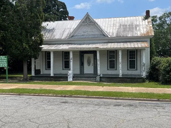 228 E College Ave, Ashburn, GA 31714