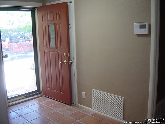 2nd image of 2311 Kenilworth Blvd