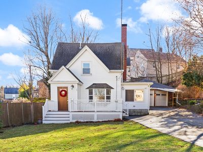 22 Clifton Ave, Salem, MA, 01970