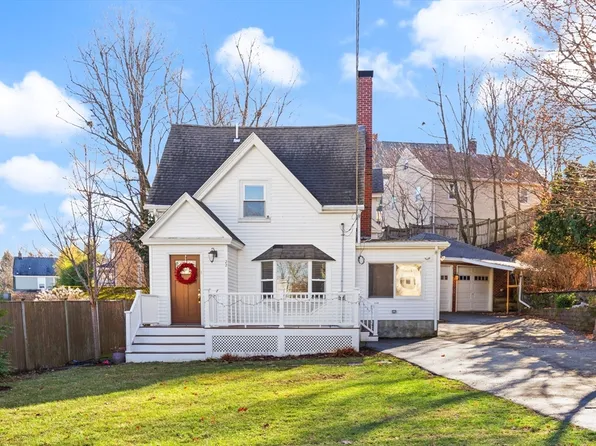 22 Clifton Ave, Salem, MA 01970